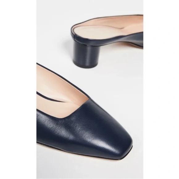 Club Monaco Aveena Block Heel Leather Mules Navy size 38 or 8 - Picture 2 of 13